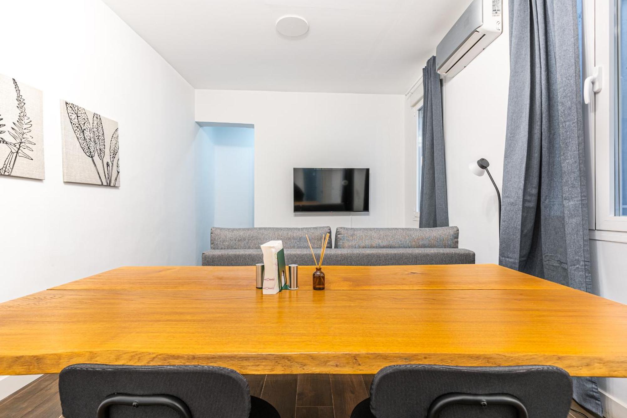Vr Estudios Apartments Madrid Eksteriør billede