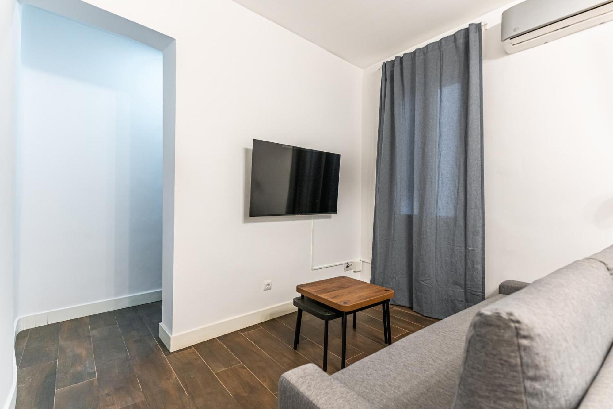 Vr Estudios Apartments Madrid Eksteriør billede