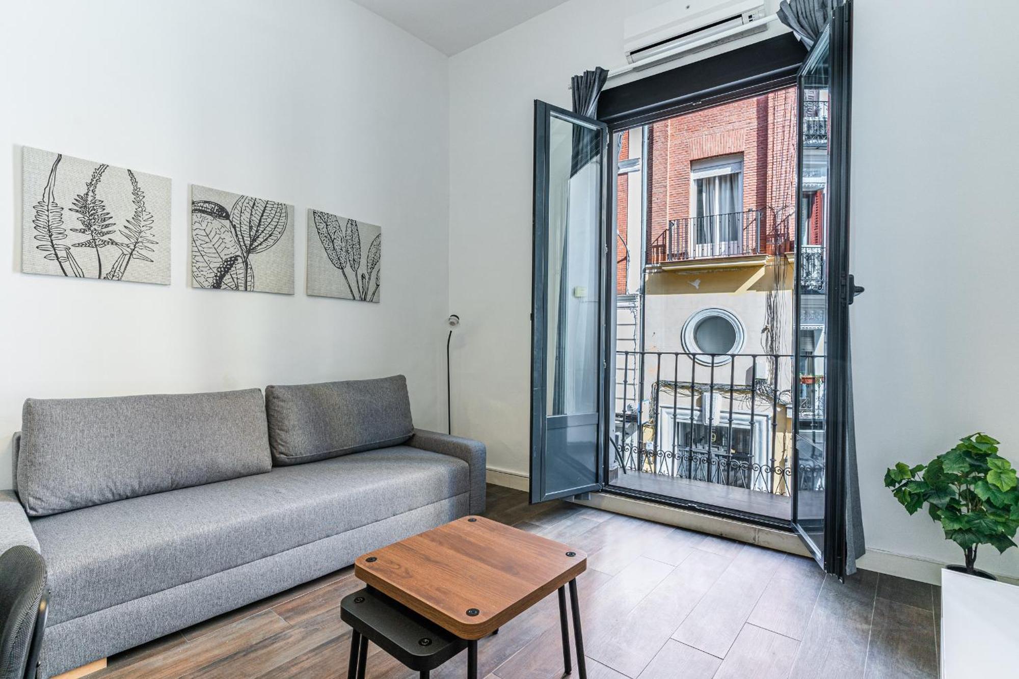 Vr Estudios Apartments Madrid Eksteriør billede