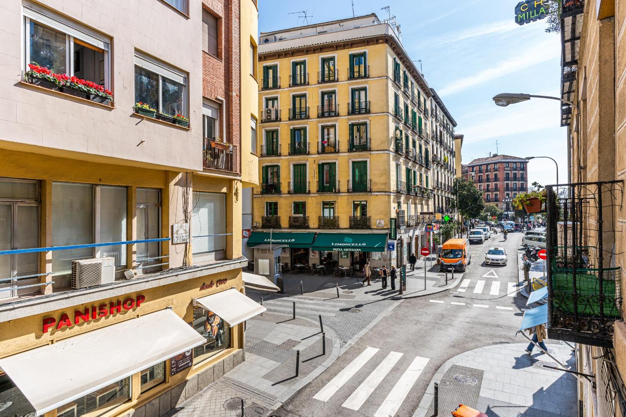 Vr Estudios Apartments Madrid Eksteriør billede